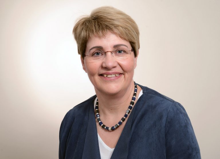 ELKE GÖTZ